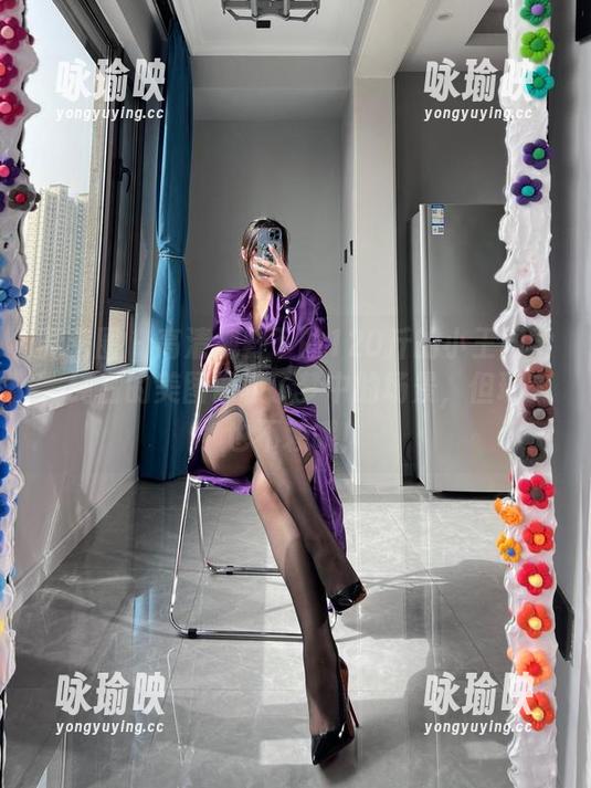 微密圈 - 高清视野下的120斤的小王同学，纯白的美图像极了梦中的场景，但现实也不赖哦！