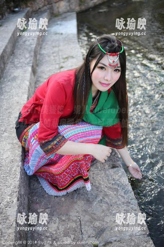 MyGirl美媛馆-妮儿Bluelabel MyGirl美媛馆 - 妮儿Bluelabel的白裙和我永远的私房图包——可羡慕的小心思!