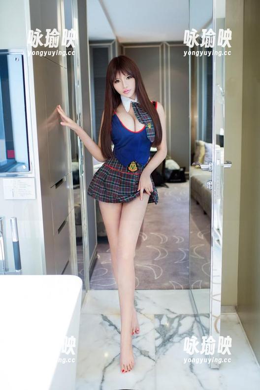 TuiGirl推女郎-何奕恋 TuiGirl推女郎 - 观看“何奕恋”的写真,感觉自己也开始了运动的瘾~