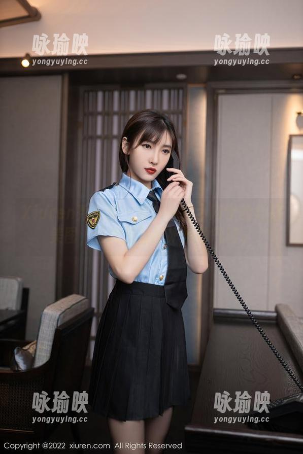 Xiuren秀人网 - 看！古月小同学的红裙美图，连秋风都嫉妒她的气场。