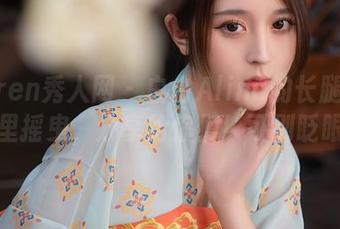 Xiuren秀人网 – 白白Alina的长腿在写真里摇曳，分享给你们！可别眨眼哦