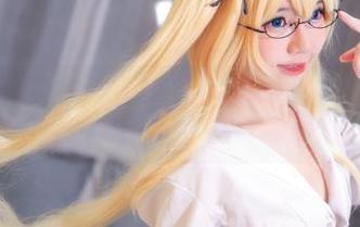 一打开sally dorasnow多啦雪的图集,就被她的可爱掏空了钱包,买一百张也不怕!