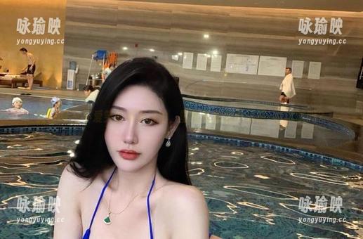 微密圈 - 不爱笑的赛琳自拍，壁纸可原图般诱惑–敢试试吗？