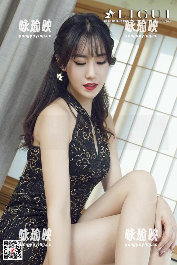 丽柜-子晴 丽柜 - 这张子晴的裸足写真,时而显得脆弱,时而又让人想一探究竟。