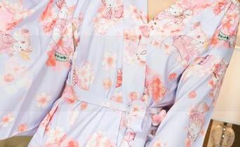 克拉女神 – 老实说，看珊珊的黑色原图分享，我是不是应该重新审视我的衣柜？