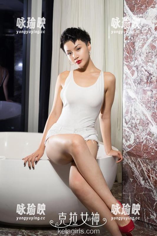克拉女神-颖儿 克拉女神 - 图包中的惊奇,颖儿的秋意与春心有秘不可言的联系