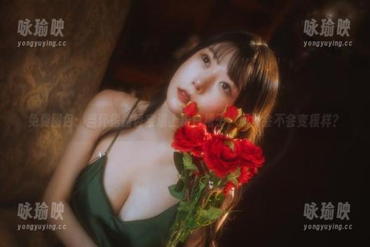 免费图包：当坏露露香宝遇上粉白裙子，职场会不会变模样？