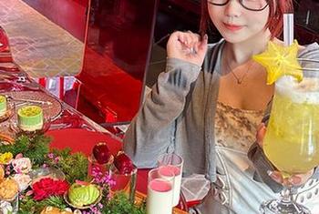 新到宝儿mysterial的图片！索尼子在雨中，没错，我在想伞的事儿，却又被她的眼神吸走了…