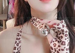 微密圈 – 小玉吃果冻在线，来感受足球宝贝合集里的动感与柔美