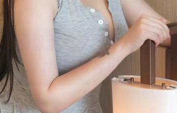 推女神 – 网盘里的校园梦——汪佩妮Penny的奇异课堂