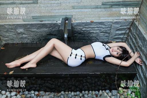 推女郎 - 最新写真：曾水和她的灰丝，啊，这不是红丝的兄弟吗？
