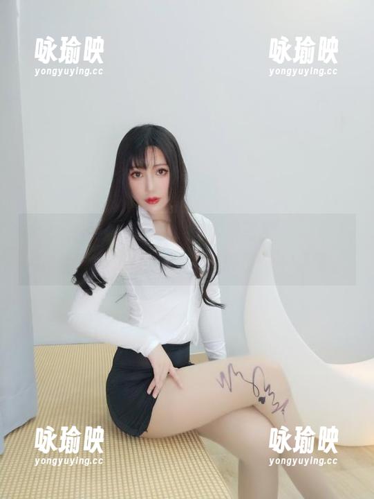 木之本果 又是一组无圣光的木之本果写真,真爱粉4月的看护妇让一切都变得那么不寻常。