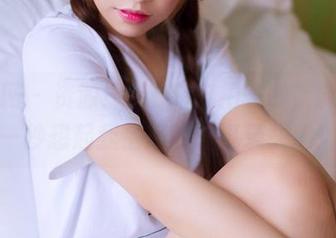 果团网 – 资源！龚玥菲自拍来啦，能让我一秒想起我生产的通讯录头像！