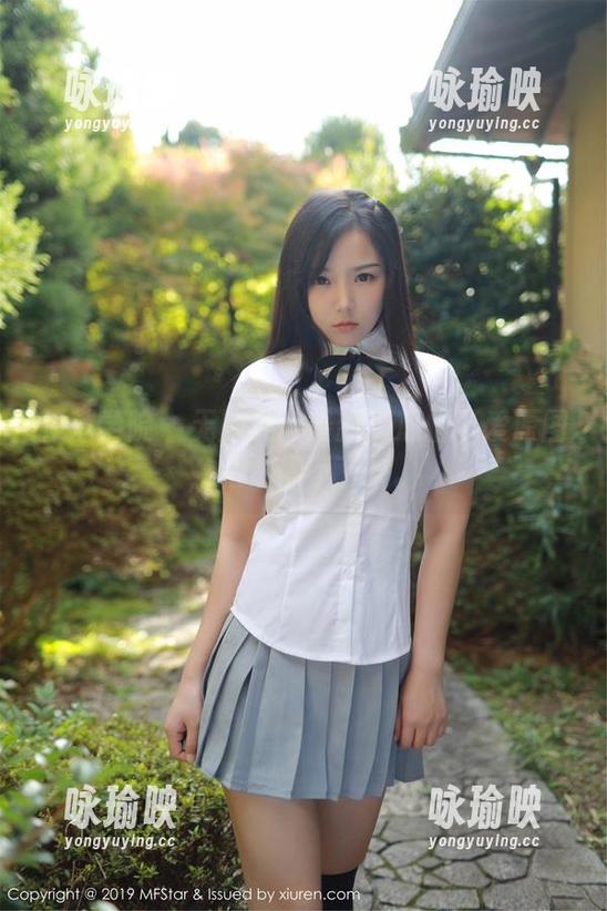 模范学院-温心怡 模范学院 - 无脑冲!最新温心怡可爱原图,根本停不下来。