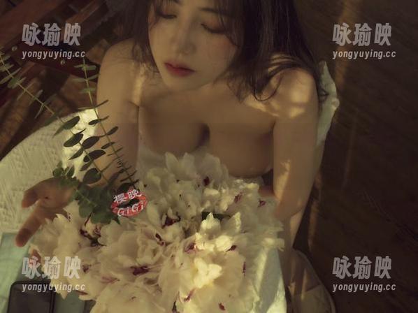 樱晚gigi搞得我脑袋晕，火凤图片尽管下载吧，总之很惊艳！