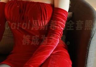 秀人网 – Carol周妍希的全套照片，让短裤成为关键。