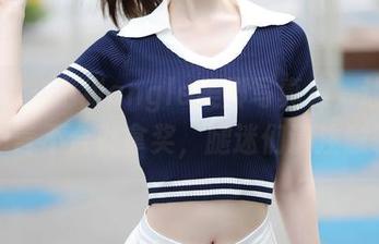 秀人网 – 小甜angle美脚写真集，让高跟鞋一言不合就拿奖，腿迷们请注意了！
