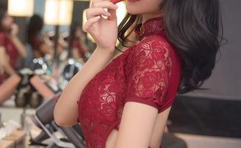 秀人网 – 最新的李佳芮Cherie比基尼合集：试问，这美丽和自信是从哪里来的？