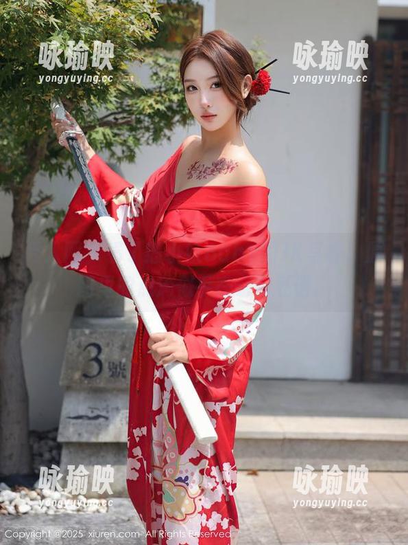 秀人网 - 看了狐小妖Baby的JK写真，原图里的点滴似乎在窃窃私语。
