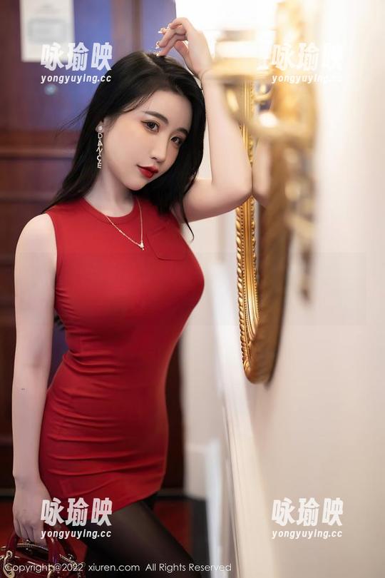 秀人网-盼盼玉奴 秀人网 - 盼盼玉奴的学妹写真,学什么都不如学会这个!