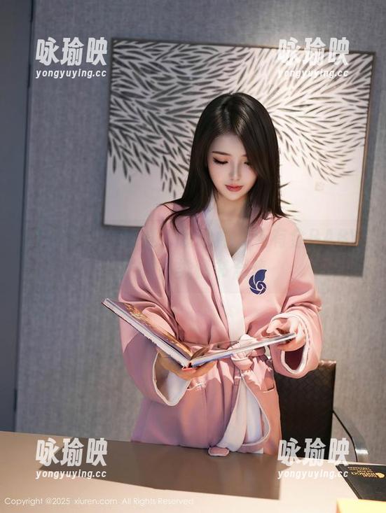秀人网 - 办公桌、咖啡杯，还有金BABY吖的另类秘书合集