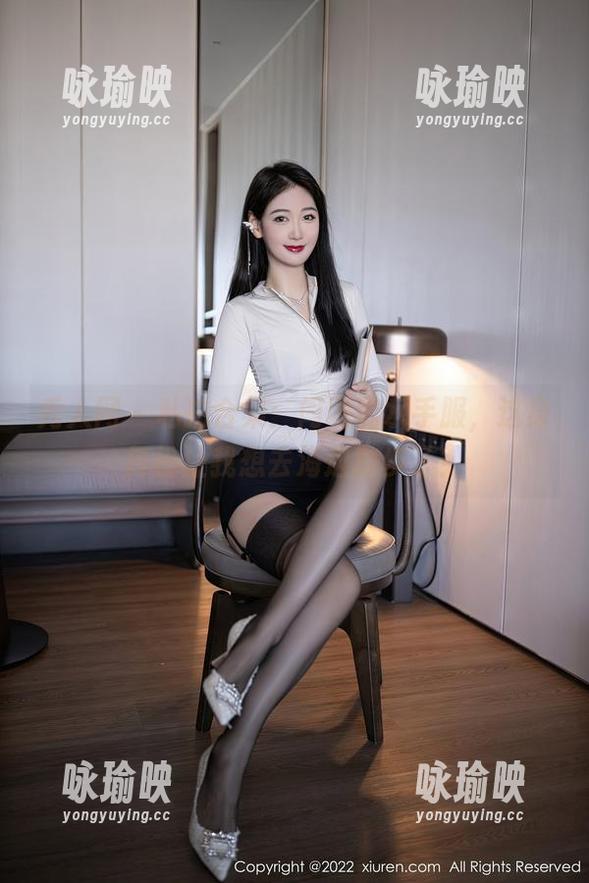秀人网 - 私拍合集：闫璐璐水手服，这身打扮让我想去海边散步了！