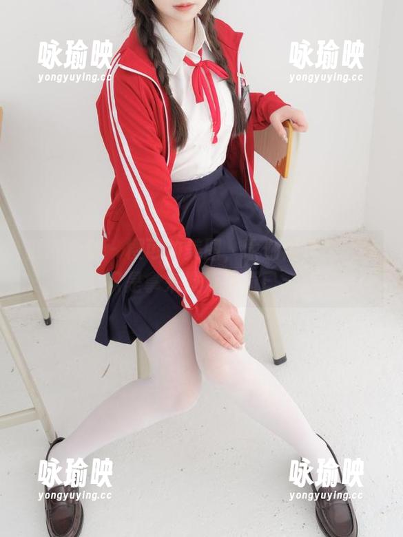 紧急企划 - 樱可的美图，瑜伽再高深，我只是拿来做背景而已。