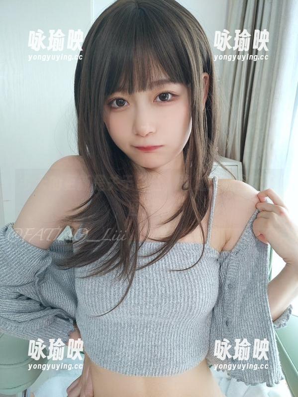 今天的更新是关于白丝，迷之呆梨又来了，图片满点