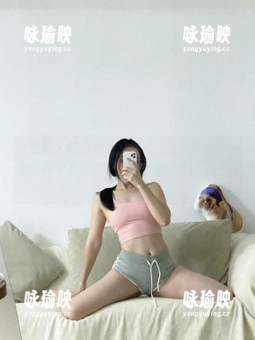 微密圈 - 铁锤姐姐又来了，这次带来了一堆福利大礼包合集，让你快乐下载不中断！