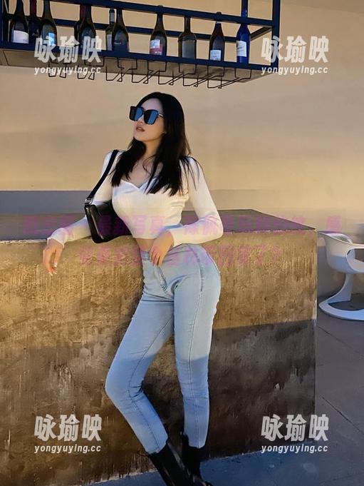 微密圈 - 最新写真，陈佩奇玩转豹纹，感觉要把整个丛林带回家了？
