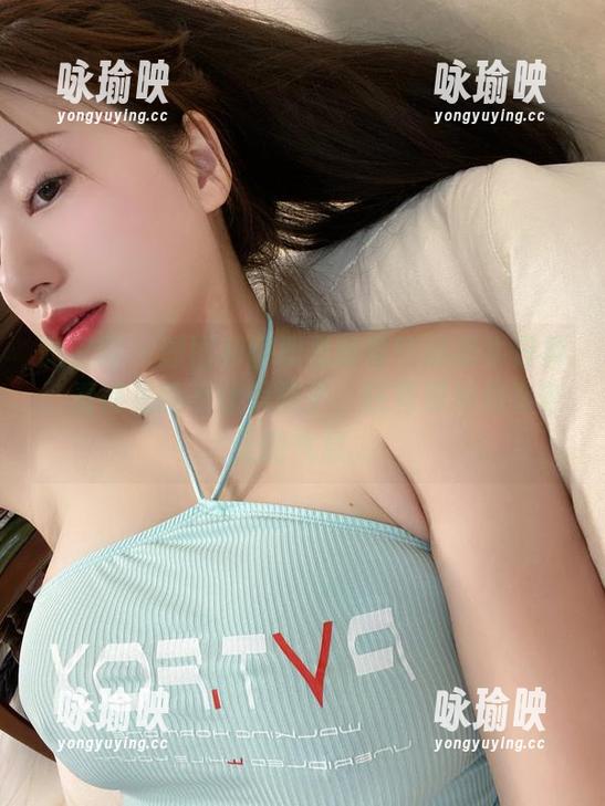 微密圈 - 原图和图册里的雪怡妹纸牛仔裤：看得见的不止是裤子，还有那种似有若无的气息。